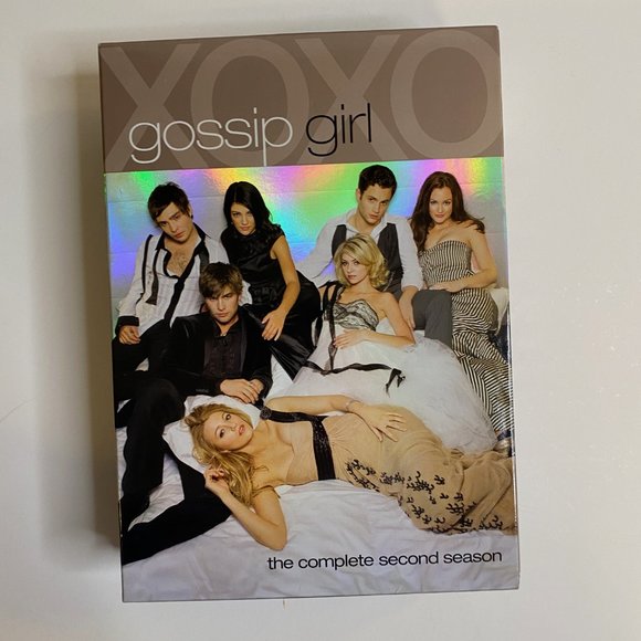 Gossip Girl seasons 1-3 DVD set - Picture 2 of 5